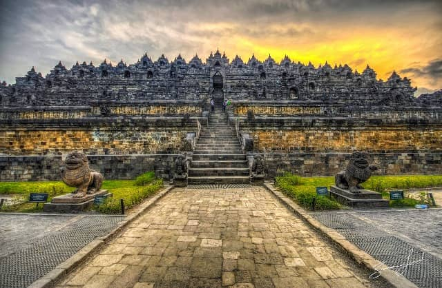 20 Destinasi Wisata di Indonesia yang Populer dan Mendunia